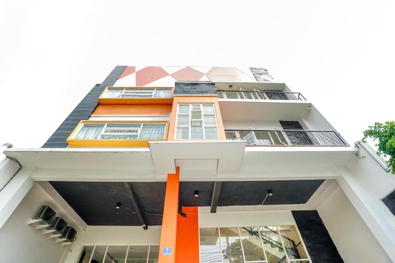 Pratisarawirya Guesthouse By Ecommerceloka Surabaya Kültér fotó