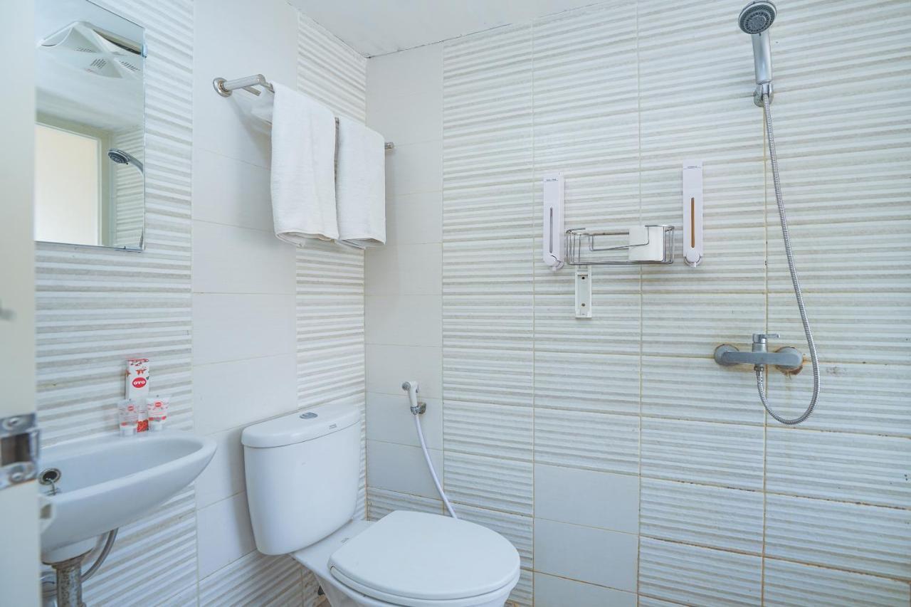 Pratisarawirya Guesthouse By Ecommerceloka Surabaya Kültér fotó