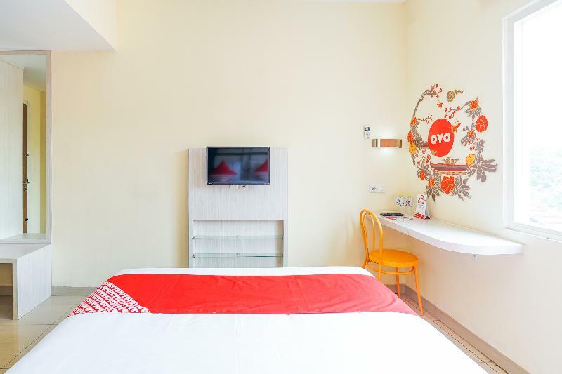 Pratisarawirya Guesthouse By Ecommerceloka Surabaya Kültér fotó